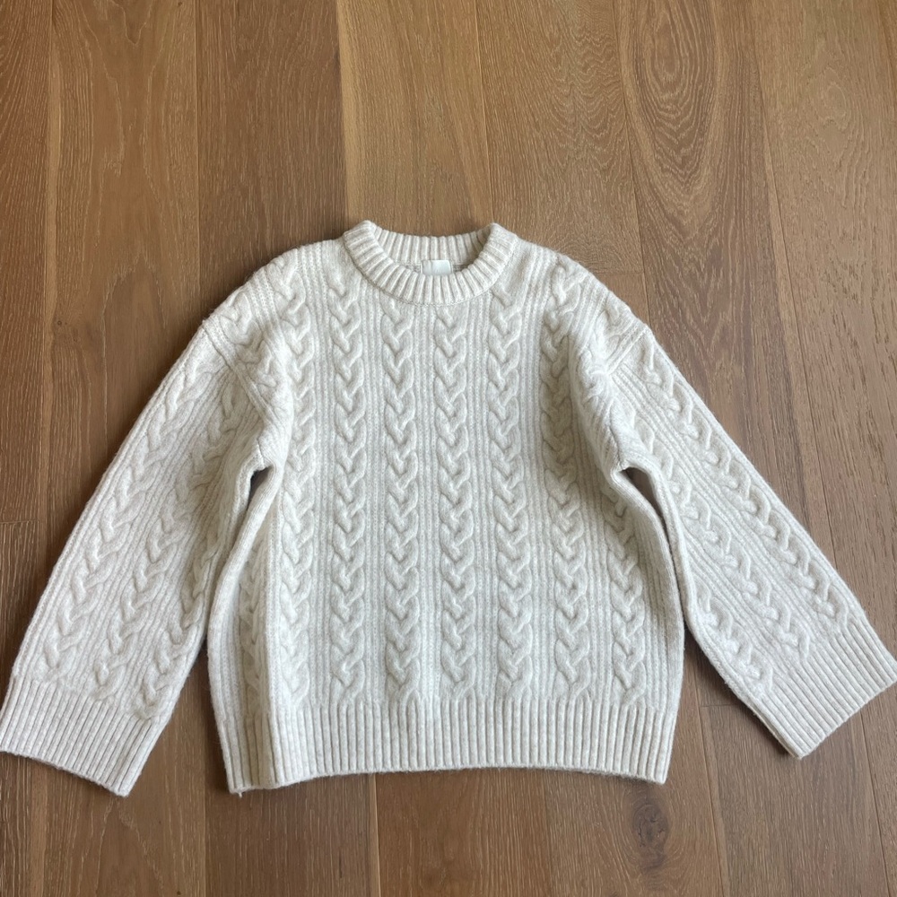 H&M Cream Cable Knit Sweater